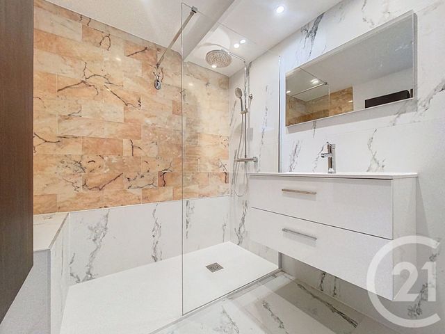 Appartement F3 à louer - 3 pièces - 70.65 m2 - NICE - 06 - PROVENCE-ALPES-COTE-D-AZUR - Century 21 Lafage Transactions