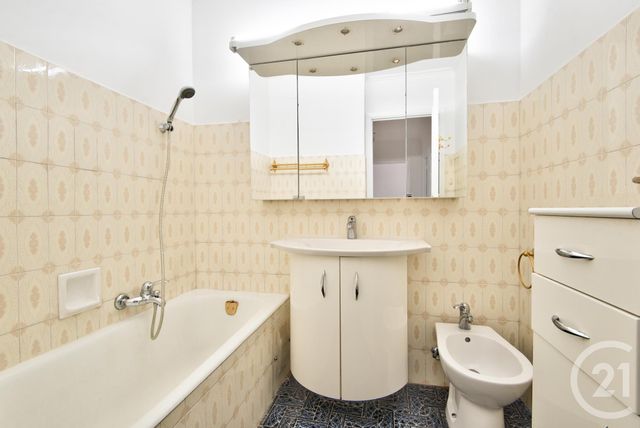 Appartement F3 à vendre - 2 pièces - 49.14 m2 - NICE - 06 - PROVENCE-ALPES-COTE-D-AZUR - Century 21 Lafage Transactions