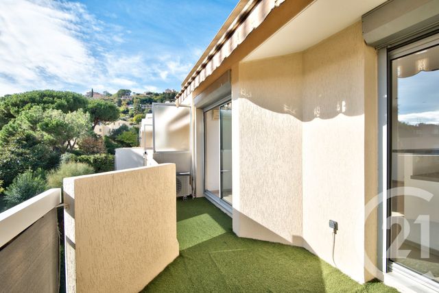 Appartement F3 à vendre - 3 pièces - 63.48 m2 - ST LAURENT DU VAR - 06 - PROVENCE-ALPES-COTE-D-AZUR - Century 21 Lafage Transactions