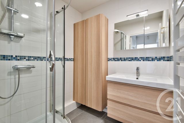 Appartement F3 à vendre - 3 pièces - 63.48 m2 - ST LAURENT DU VAR - 06 - PROVENCE-ALPES-COTE-D-AZUR - Century 21 Lafage Transactions