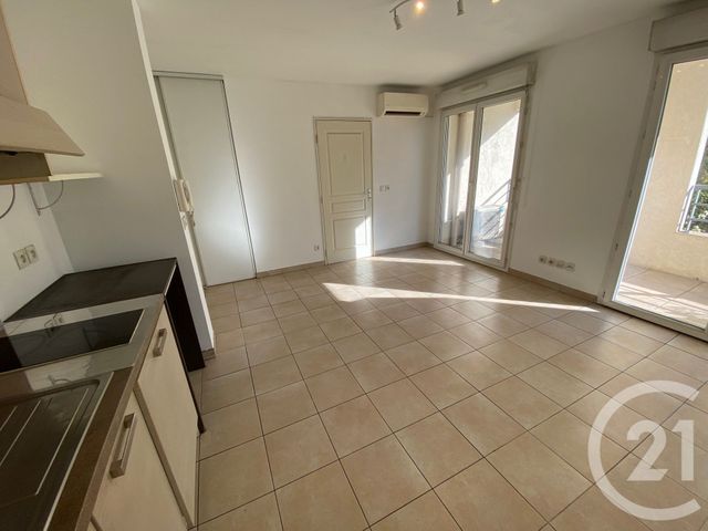 Appartement F2 à louer - 2 pièces - 36.67 m2 - ST ANDRE DE LA ROCHE - 06 - PROVENCE-ALPES-COTE-D-AZUR - Century 21 Lafage Transactions