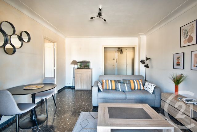 Appartement F3 à vendre - 3 pièces - 60.75 m2 - NICE - 06 - PROVENCE-ALPES-COTE-D-AZUR - Century 21 Lafage Transactions