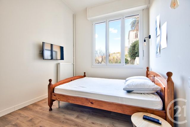 Appartement F2 à louer - 2 pièces - 32.4 m2 - NICE - 06 - PROVENCE-ALPES-COTE-D-AZUR - Century 21 Lafage Transactions
