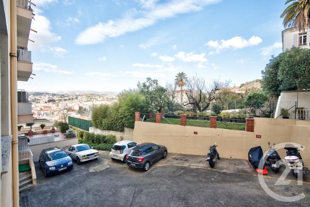 Appartement F2 à louer - 2 pièces - 32.4 m2 - NICE - 06 - PROVENCE-ALPES-COTE-D-AZUR - Century 21 Lafage Transactions