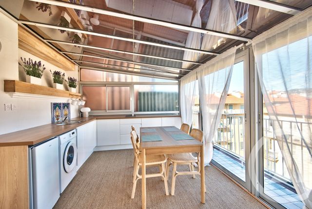 Appartement F2 à vendre - 2 pièces - 19.86 m2 - NICE - 06 - PROVENCE-ALPES-COTE-D-AZUR - Century 21 Lafage Transactions