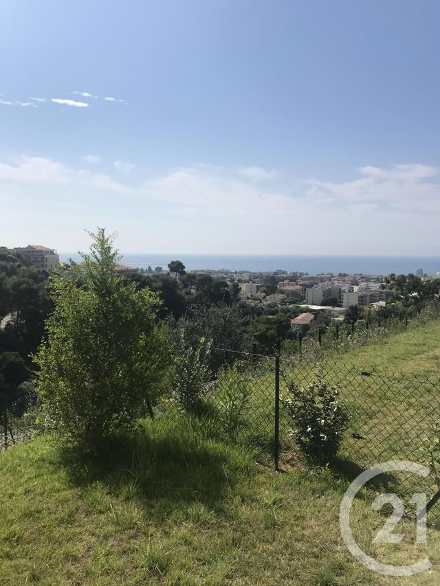 Appartement F1 à louer - 1 pièce - 26.8 m2 - ST LAURENT DU VAR - 06 - PROVENCE-ALPES-COTE-D-AZUR - Century 21 Lafage Transactions