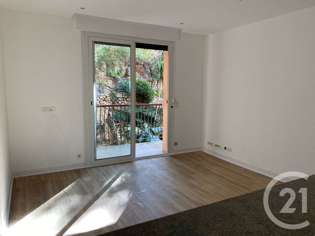 Appartement F2 à louer - 2 pièces - 41.49 m2 - VILLEFRANCHE SUR MER - 06 - PROVENCE-ALPES-COTE-D-AZUR - Century 21 Lafage Transactions