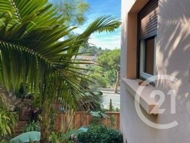 Appartement F2 à louer VILLEFRANCHE SUR MER