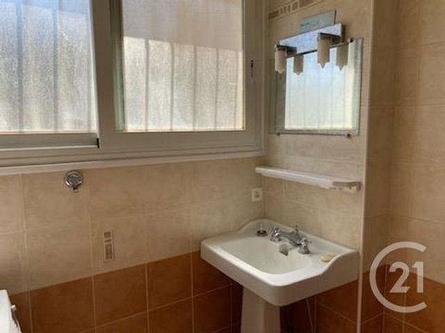 Appartement F3 à louer - 3 pièces - 82.31 m2 - VILLEFRANCHE SUR MER - 06 - PROVENCE-ALPES-COTE-D-AZUR - Century 21 Lafage Transactions