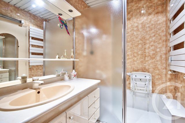 Appartement F4 à vendre - 4 pièces - 97.68 m2 - NICE - 06 - PROVENCE-ALPES-COTE-D-AZUR - Century 21 Lafage Transactions