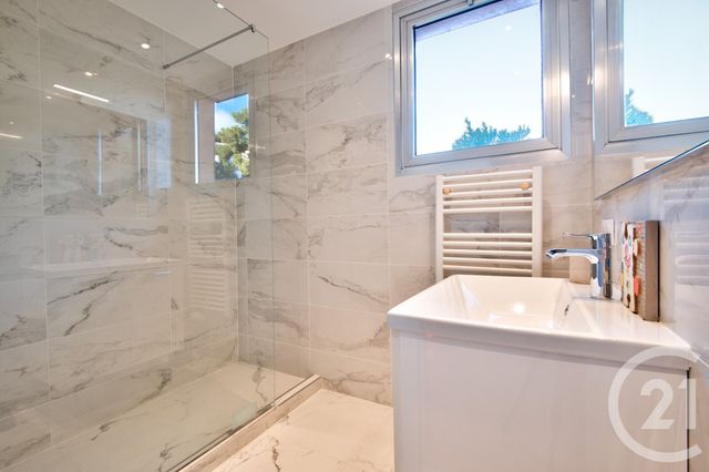 Appartement F4 à vendre - 4 pièces - 102.47 m2 - NICE - 06 - PROVENCE-ALPES-COTE-D-AZUR - Century 21 Lafage Transactions