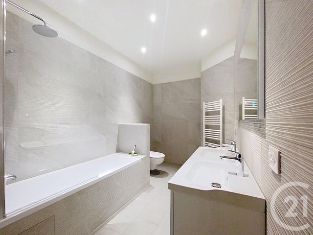 Appartement F6 à louer - 6 pièces - 154.89 m2 - NICE - 06 - PROVENCE-ALPES-COTE-D-AZUR - Century 21 Lafage Transactions