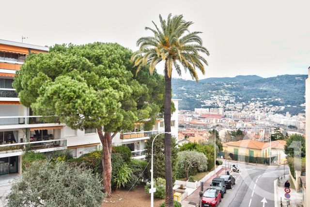 Appartement F3 à louer - 3 pièces - 47.3 m2 - NICE - 06 - PROVENCE-ALPES-COTE-D-AZUR - Century 21 Lafage Transactions