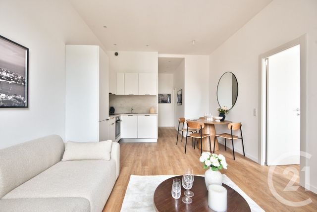 Appartement F3 à louer - 3 pièces - 47.3 m2 - NICE - 06 - PROVENCE-ALPES-COTE-D-AZUR - Century 21 Lafage Transactions