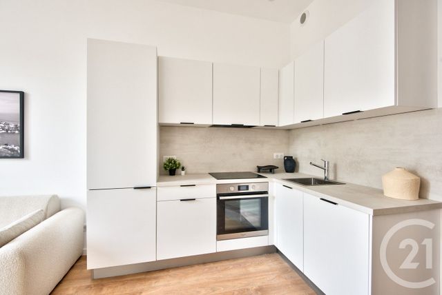 Appartement F3 à louer - 3 pièces - 47.3 m2 - NICE - 06 - PROVENCE-ALPES-COTE-D-AZUR - Century 21 Lafage Transactions