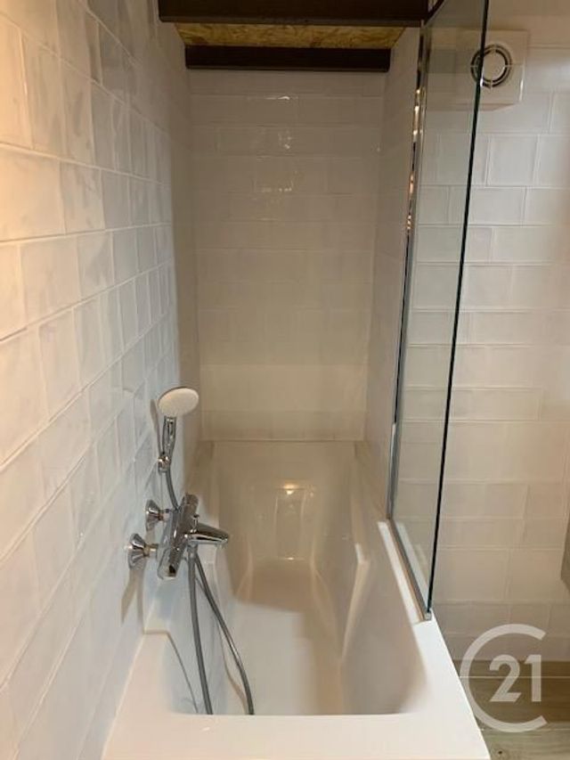 Appartement Studio à louer - 1 pièce - 15.9 m2 - NICE - 06 - PROVENCE-ALPES-COTE-D-AZUR - Century 21 Lafage Transactions