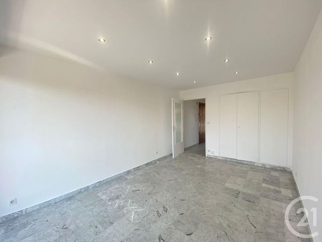 Appartement Studio à louer - 1 pièce - 35.0 m2 - NICE - 06 - PROVENCE-ALPES-COTE-D-AZUR - Century 21 Lafage Transactions