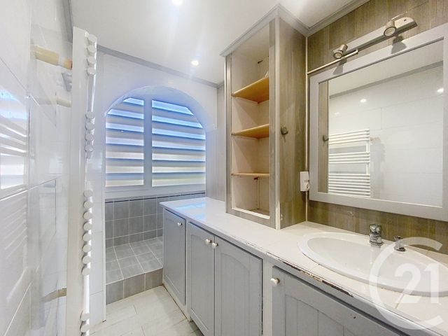 Appartement F2 à louer - 2 pièces - 56.32 m2 - NICE - 06 - PROVENCE-ALPES-COTE-D-AZUR - Century 21 Lafage Transactions