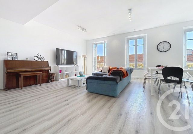 Appartement F3 à louer - 3 pièces - 84.37 m2 - NICE - 06 - PROVENCE-ALPES-COTE-D-AZUR - Century 21 Lafage Transactions