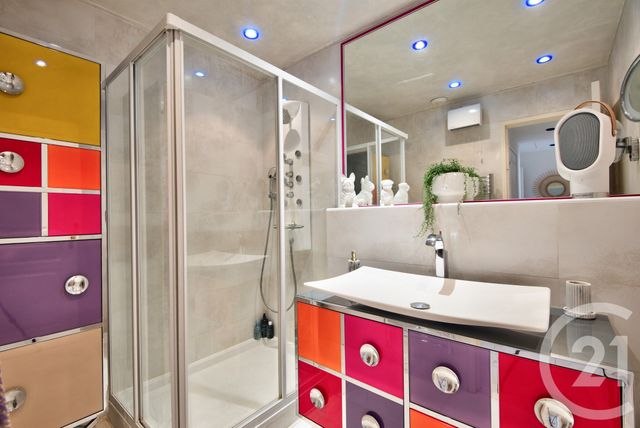 Appartement F3 à vendre - 3 pièces - 65.02 m2 - NICE - 06 - PROVENCE-ALPES-COTE-D-AZUR - Century 21 Lafage Transactions