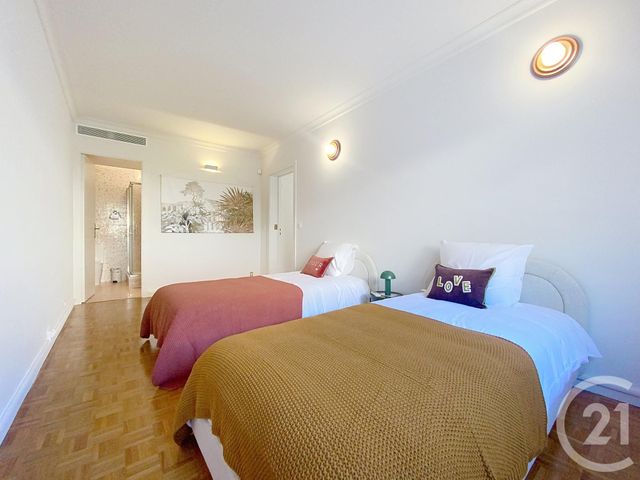 Appartement F6 à louer - 6 pièces - 187.79 m2 - NICE - 06 - PROVENCE-ALPES-COTE-D-AZUR - Century 21 Lafage Transactions