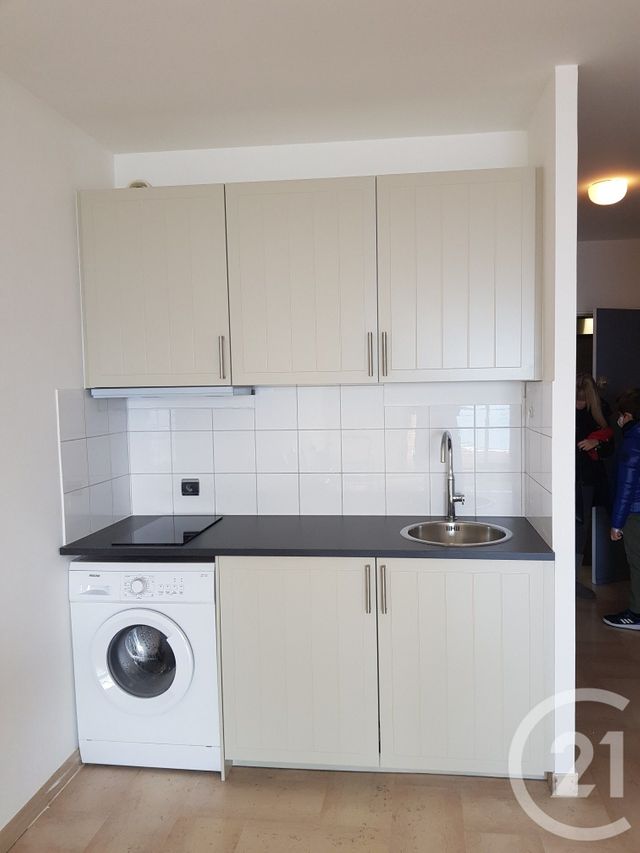 Appartement F1 à louer - 1 pièce - 32.81 m2 - NICE - 06 - PROVENCE-ALPES-COTE-D-AZUR - Century 21 Lafage Transactions