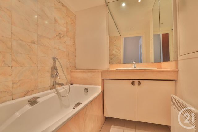 Appartement F1 à louer - 1 pièce - 32.81 m2 - NICE - 06 - PROVENCE-ALPES-COTE-D-AZUR - Century 21 Lafage Transactions