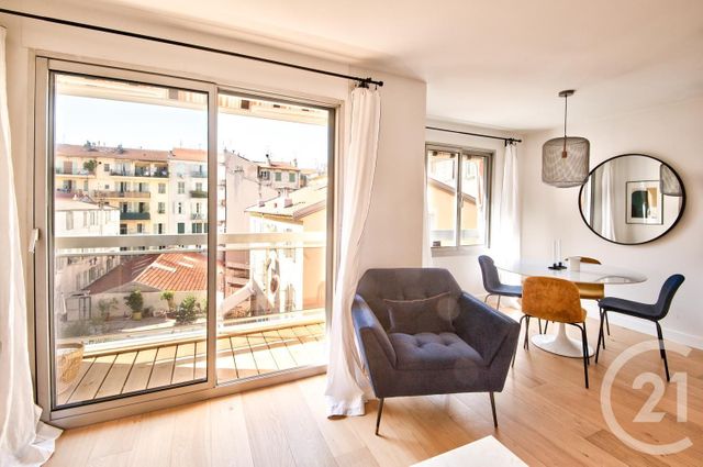 Appartement F2 à louer - 2 pièces - 47.01 m2 - NICE - 06 - PROVENCE-ALPES-COTE-D-AZUR - Century 21 Lafage Transactions