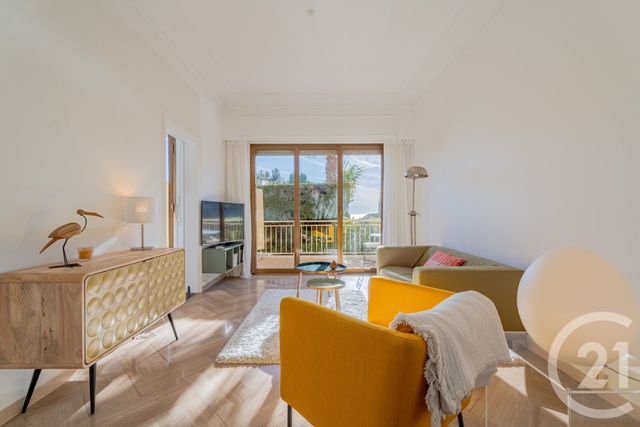 Appartement F2 à vendre - 2 pièces - 58.53 m2 - NICE - 06 - PROVENCE-ALPES-COTE-D-AZUR - Century 21 Lafage Transactions