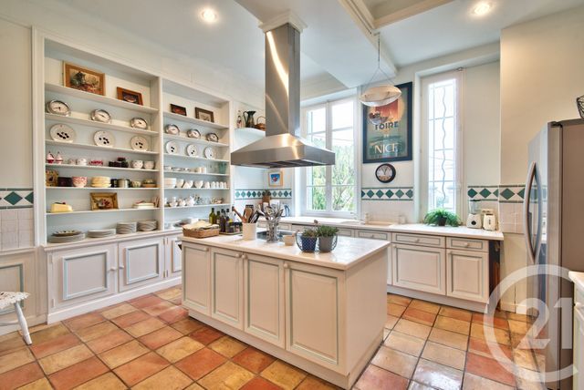 maison à vendre - 12 pièces - 587.96 m2 - GRASSE - 06 - PROVENCE-ALPES-COTE-D-AZUR - Century 21 Lafage Transactions