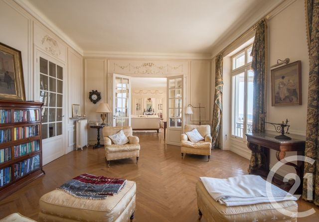 maison à vendre - 12 pièces - 587.96 m2 - GRASSE - 06 - PROVENCE-ALPES-COTE-D-AZUR - Century 21 Lafage Transactions