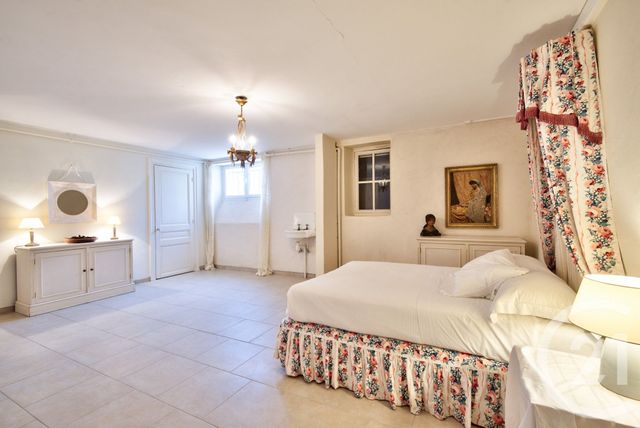 maison à vendre - 12 pièces - 587.96 m2 - GRASSE - 06 - PROVENCE-ALPES-COTE-D-AZUR - Century 21 Lafage Transactions