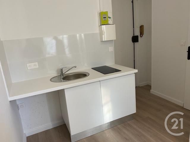 Appartement F1 à louer - 1 pièce - 13.59 m2 - NICE - 06 - PROVENCE-ALPES-COTE-D-AZUR - Century 21 Lafage Transactions