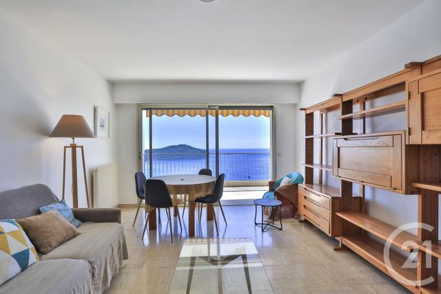 Appartement F2 à louer - 2 pièces - 60.44 m2 - VILLEFRANCHE SUR MER - 06 - PROVENCE-ALPES-COTE-D-AZUR - Century 21 Lafage Transactions
