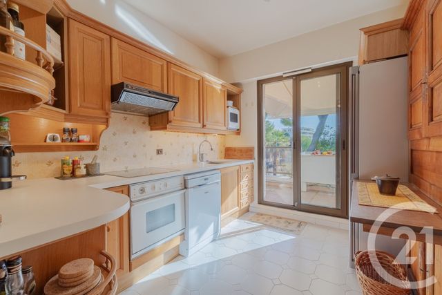 Appartement F3 à vendre - 3 pièces - 85.78 m2 - NICE - 06 - PROVENCE-ALPES-COTE-D-AZUR - Century 21 Lafage Transactions