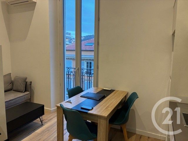 Appartement F1 à louer - 1 pièce - 17.78 m2 - NICE - 06 - PROVENCE-ALPES-COTE-D-AZUR - Century 21 Lafage Transactions