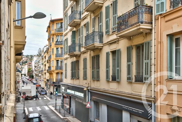 Appartement F1 à vendre - 1 pièce - 27.2 m2 - NICE - 06 - PROVENCE-ALPES-COTE-D-AZUR - Century 21 Lafage Transactions