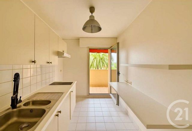 Appartement F2 à vendre - 2 pièces - 49.2 m2 - NICE - 06 - PROVENCE-ALPES-COTE-D-AZUR - Century 21 Lafage Transactions