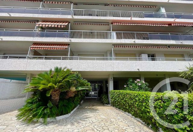 Appartement F3 à vendre - 3 pièces - 71.66 m2 - ST LAURENT DU VAR - 06 - PROVENCE-ALPES-COTE-D-AZUR - Century 21 Lafage Transactions