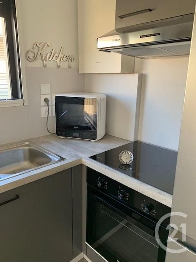 Appartement F1 à louer - 1 pièce - 21.6 m2 - NICE - 06 - PROVENCE-ALPES-COTE-D-AZUR - Century 21 Lafage Transactions