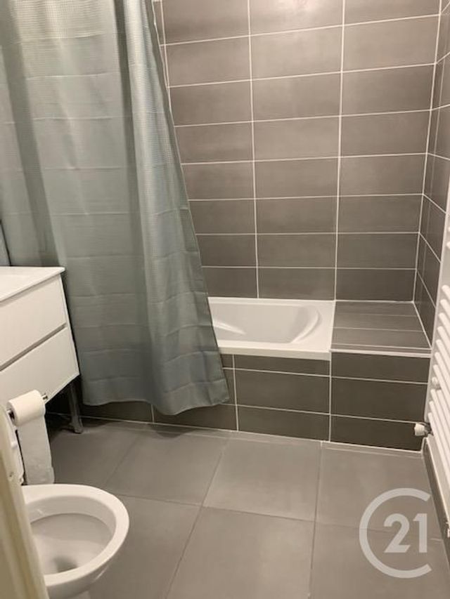 Appartement F1 à louer - 1 pièce - 21.6 m2 - NICE - 06 - PROVENCE-ALPES-COTE-D-AZUR - Century 21 Lafage Transactions