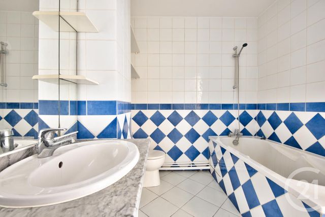 Appartement F4 à louer - 4 pièces - 77.84 m2 - NICE - 06 - PROVENCE-ALPES-COTE-D-AZUR - Century 21 Lafage Transactions