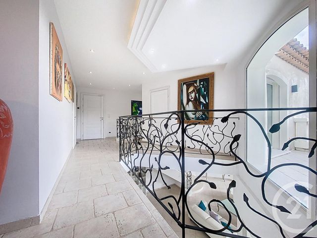 maison à louer - 6 pièces - 200.56 m2 - ST LAURENT DU VAR - 06 - PROVENCE-ALPES-COTE-D-AZUR - Century 21 Lafage Transactions