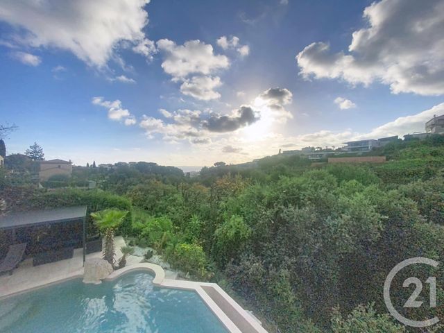 maison à louer - 6 pièces - 200.56 m2 - ST LAURENT DU VAR - 06 - PROVENCE-ALPES-COTE-D-AZUR - Century 21 Lafage Transactions