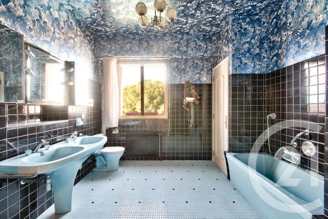 Appartement F4 à vendre - 4 pièces - 136.71 m2 - NICE - 06 - PROVENCE-ALPES-COTE-D-AZUR - Century 21 Lafage Transactions