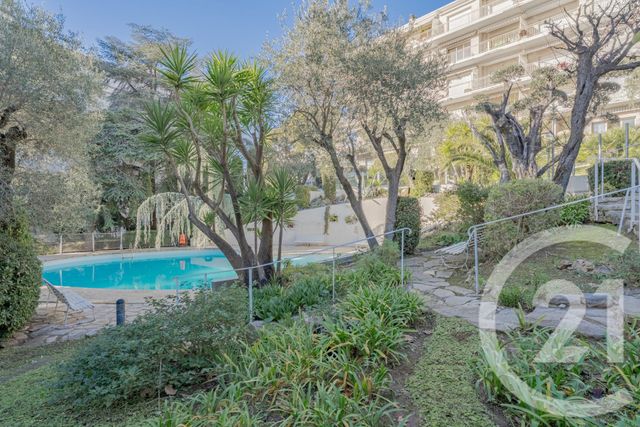 Appartement F4 à vendre - 4 pièces - 136.71 m2 - NICE - 06 - PROVENCE-ALPES-COTE-D-AZUR - Century 21 Lafage Transactions