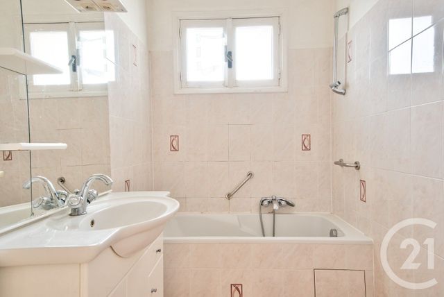 Appartement F2 à vendre - 2 pièces - 68.5 m2 - NICE - 06 - PROVENCE-ALPES-COTE-D-AZUR - Century 21 Lafage Transactions