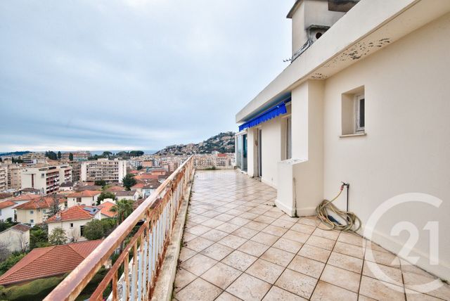 Appartement F2 à vendre - 2 pièces - 68.5 m2 - NICE - 06 - PROVENCE-ALPES-COTE-D-AZUR - Century 21 Lafage Transactions