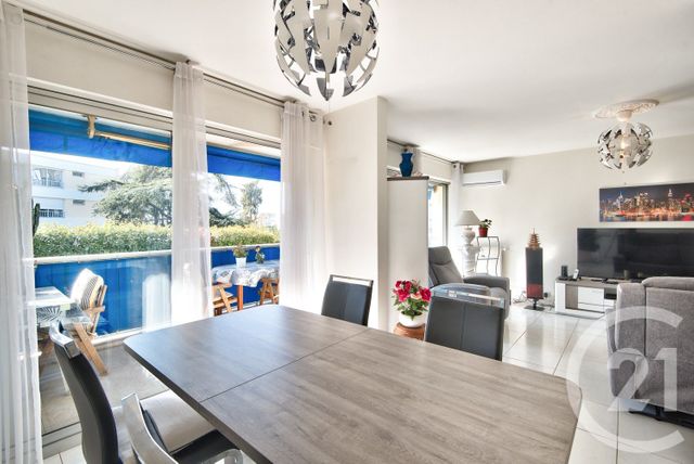 Appartement F4 à vendre - 4 pièces - 80.64 m2 - NICE - 06 - PROVENCE-ALPES-COTE-D-AZUR - Century 21 Lafage Transactions