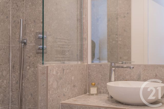 Appartement F3 à vendre - 3 pièces - 67.32 m2 - NICE - 06 - PROVENCE-ALPES-COTE-D-AZUR - Century 21 Lafage Transactions